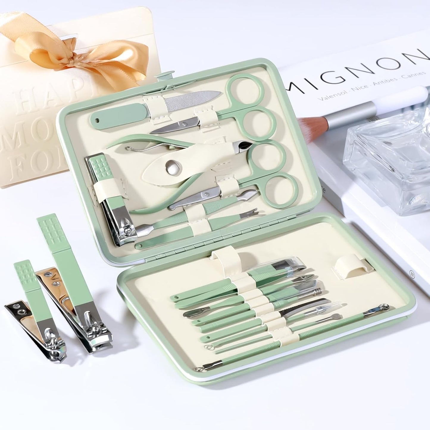 Manicure Set Pedicure Kit Nail Clippers Set Fingernail Clipper Set Ingrown Toenail Nail Kit Scissor Nail Trimmer Kit 18 Pieces Women and Men’S Care Grooming Tools with Fine Case (Tea Green_18 Pieces)